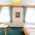 Krug Hotel