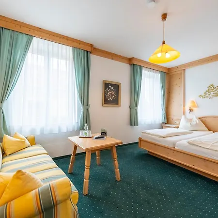 Hotel Krug 3*