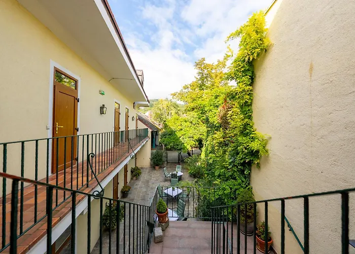 Krug فندق غمبولدسكيرشن